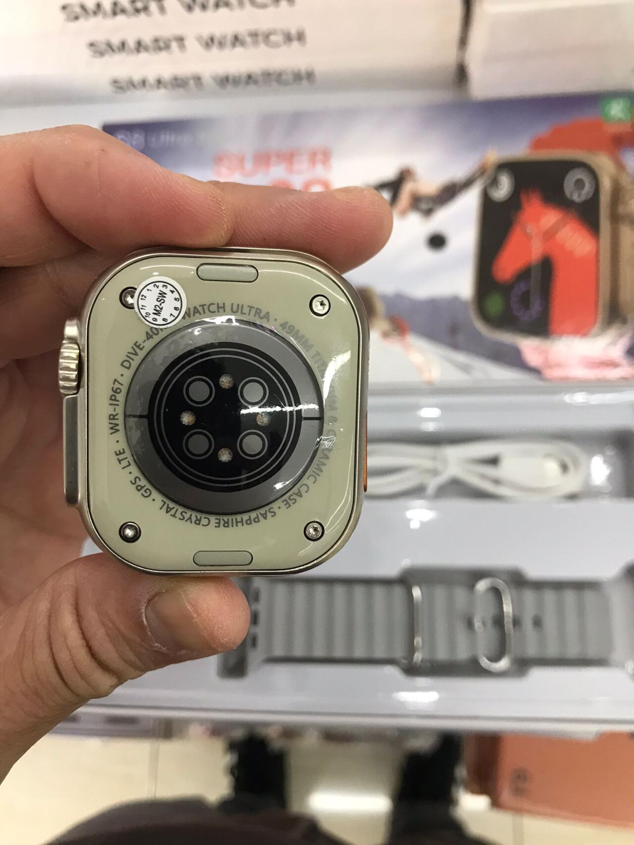 Smartwatch S8 ultra MAX (reloj inteligente) Erisel Controla la música de tu celular.  Notificaciones de redes sociales.  Avisa de llamadas entrantes.  Contestar y realizar llamadas.  Monitorea ritmo cardiaco.  Oxímetro etc...